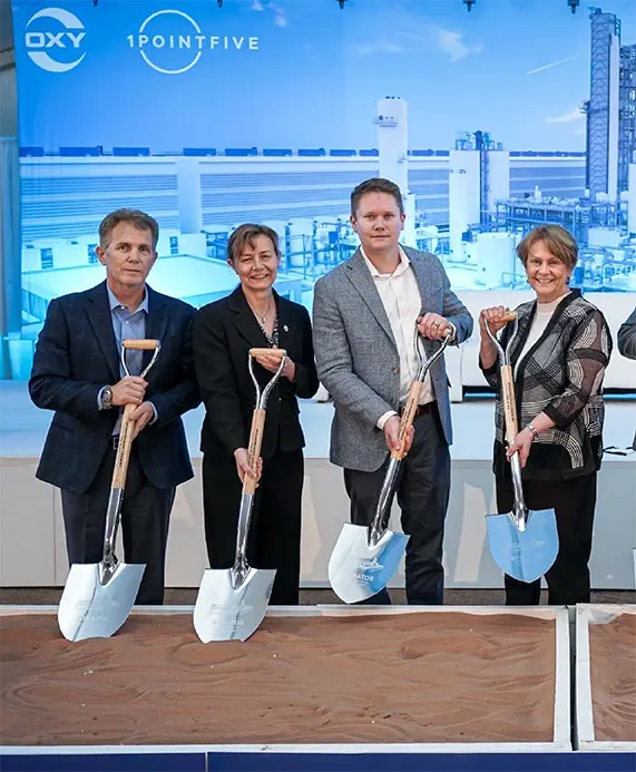 Four members of 1PointFive leadership holding ceremonial groundbreaking shovels at STRATOS groundbreaking event